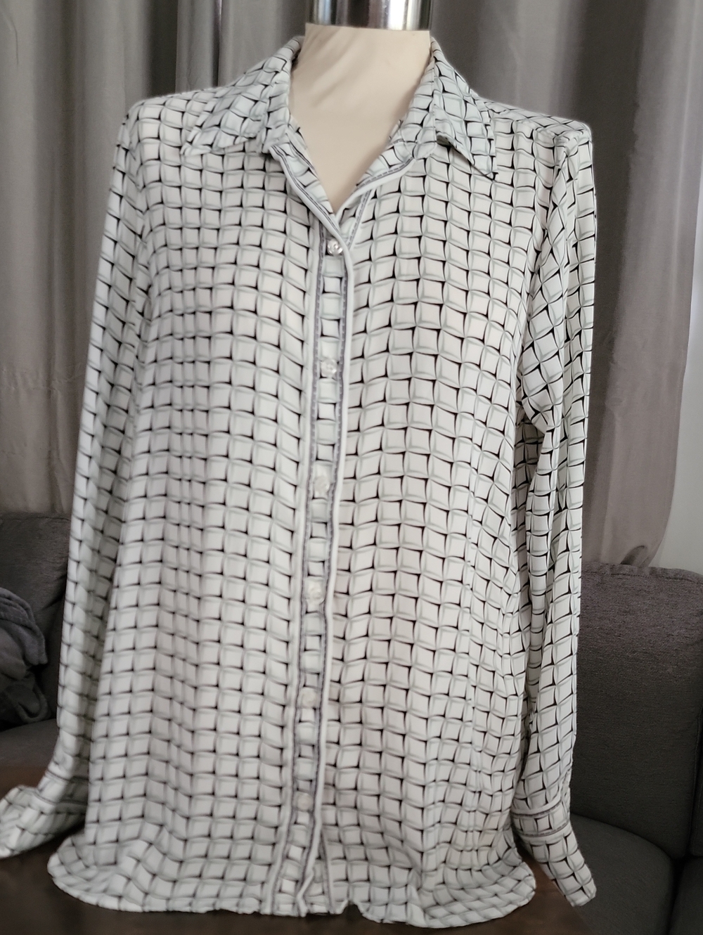 Geometric Print Button-Up Blouse in White and Black